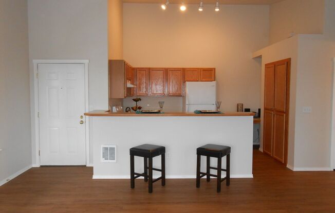 1 bed, 1 bath, 817 sqft, $1,475, Unit 9117
