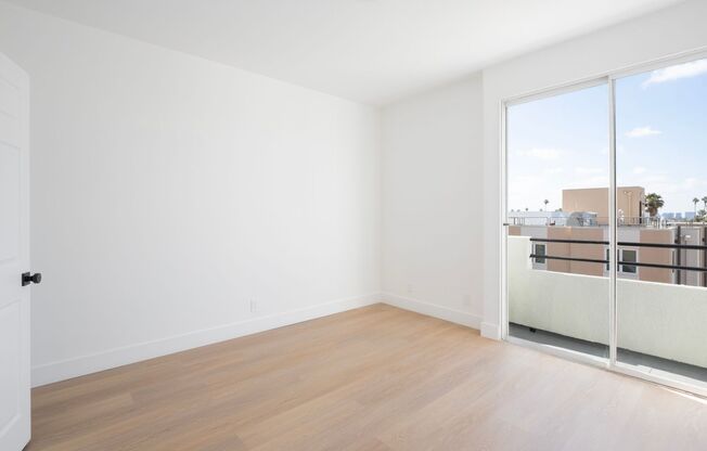 2 beds, 2 baths, $3,254, Unit 103