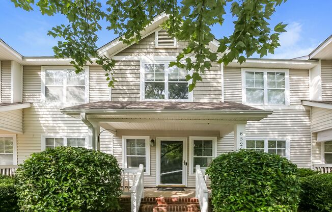 2 Bedroom, 3 Bathroom Townhouse near Lake Norman