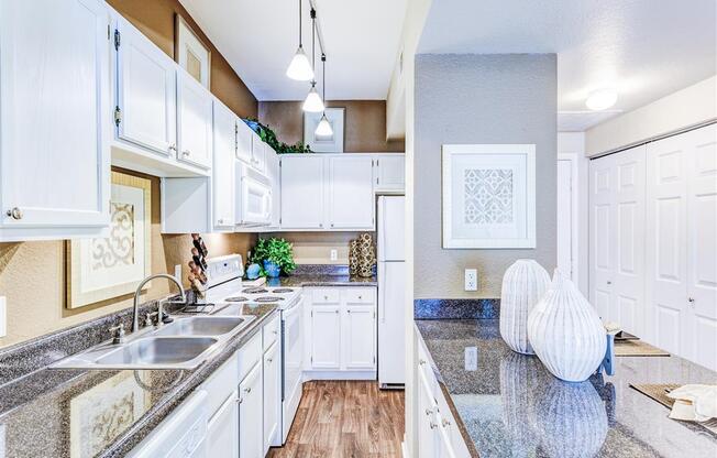 Gourmet Kitchen at The Villas at Katy Trail in Uptown Dallas, TX, For Rent. Now leasing Studio, 1, 2 and 3 bedroom apartments.