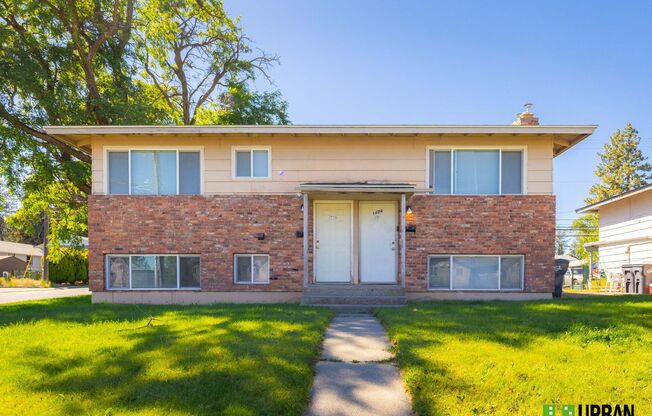 Spacious 2bed/1bath duplex