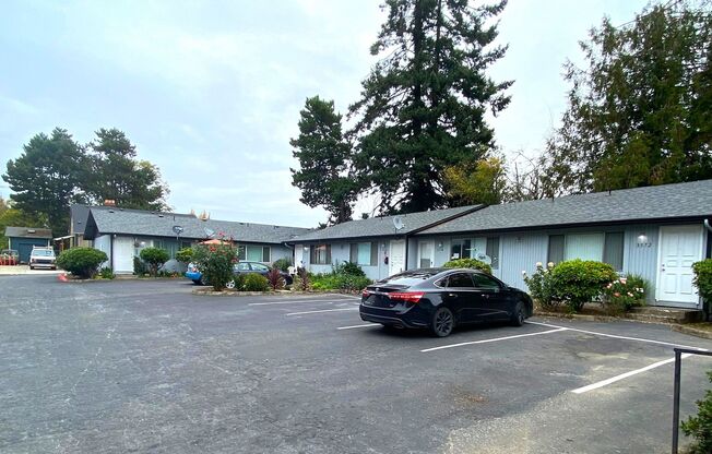 Grager03 - 3522-3586 Anita/3502-3575 Manor