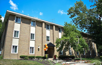 Highland Place Apartments