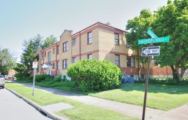 3322 Hereford St.