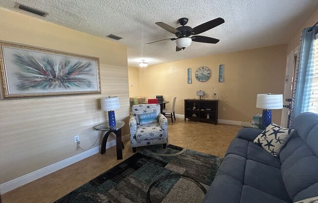 Coastal Living Awaits– Stylish Condo Near the Beach!