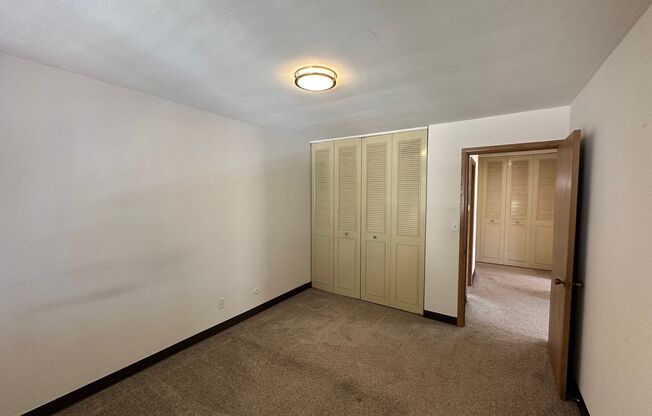 1 bed, 1 bath, $1,095, Unit 209