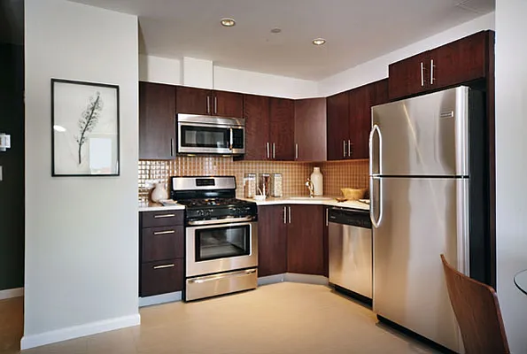 Studio, 1 bath, $3,350, Unit 4B