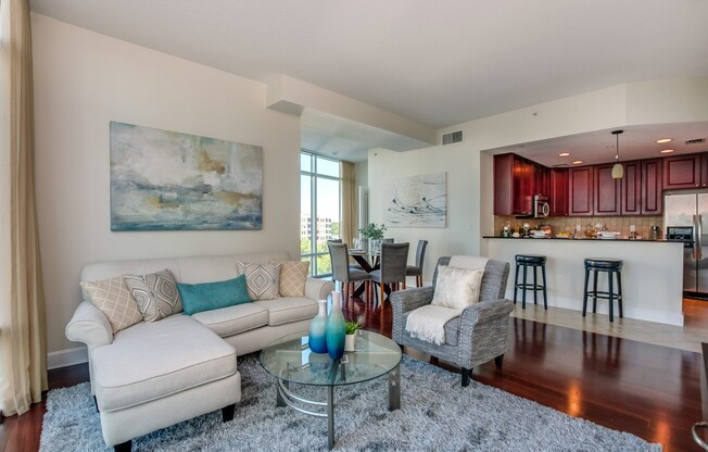 2 beds, 2 baths, $2,995, Unit Unit 621