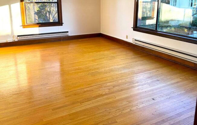 Sir Lancelot Apartments