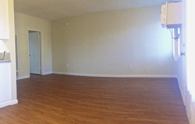 1 bed, 1 bath, $1,650, Unit 301