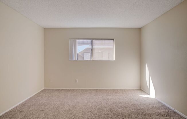 2 beds, 2 baths, 900 sqft, $2,098, Unit 102