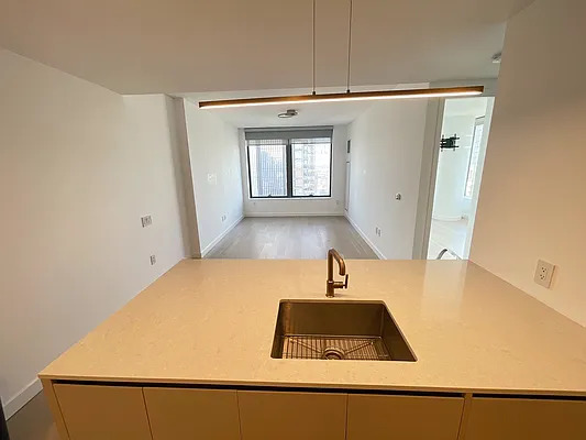 3 SQ 3607
