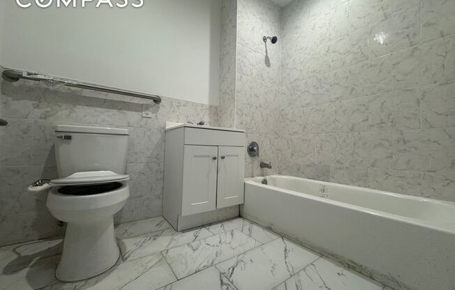 1 bed, 1.5 baths, $3,000, Unit 1B