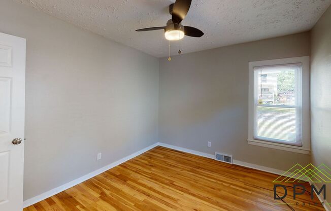 2 beds, 1 bath, $1,395