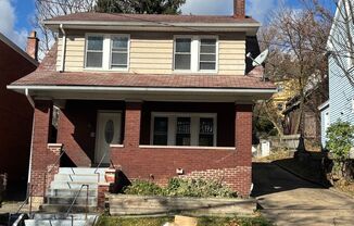 3 Bedroom Home in Pittsburgh!