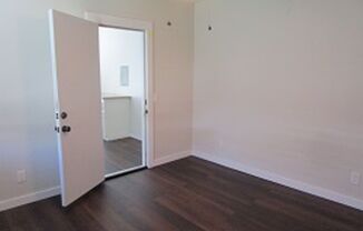 3 beds, 1 bath, $2,495