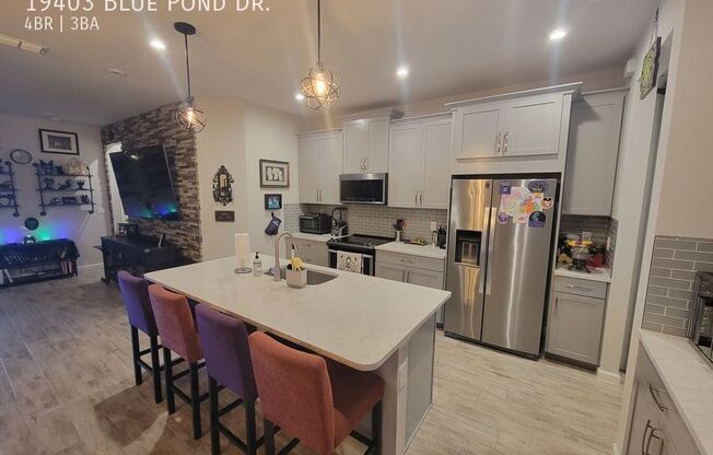 19403 BLUE POND DR