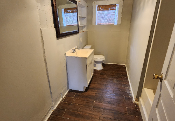 706 S 13 ST
