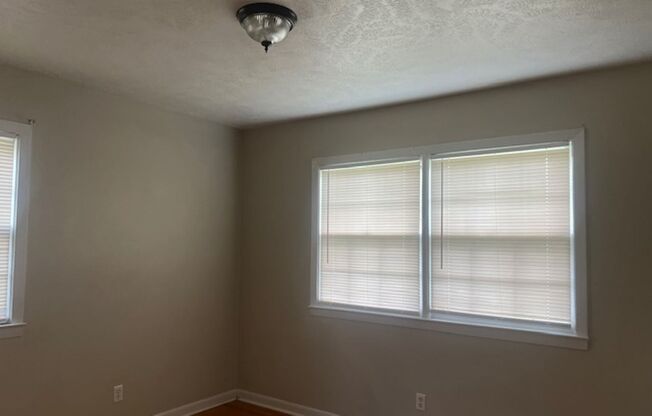 534 Clifford Avenue ~ Mayfair