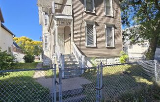 2557 N 8th St. (Duplex + Rear Cottage)