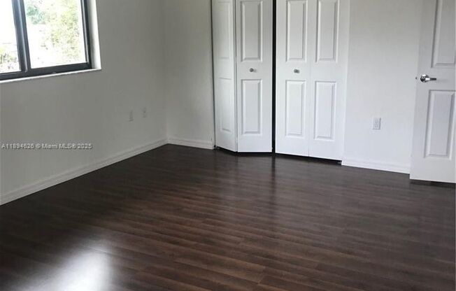 6301 S STATION SQ DAVIE, FL 33314