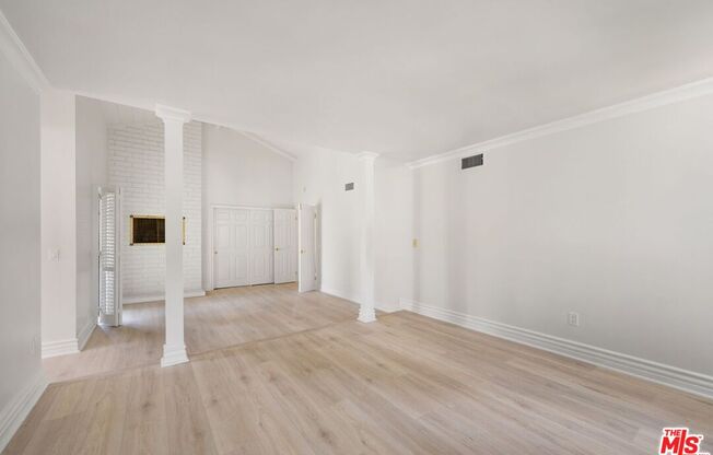 1844 MICHAEL LN