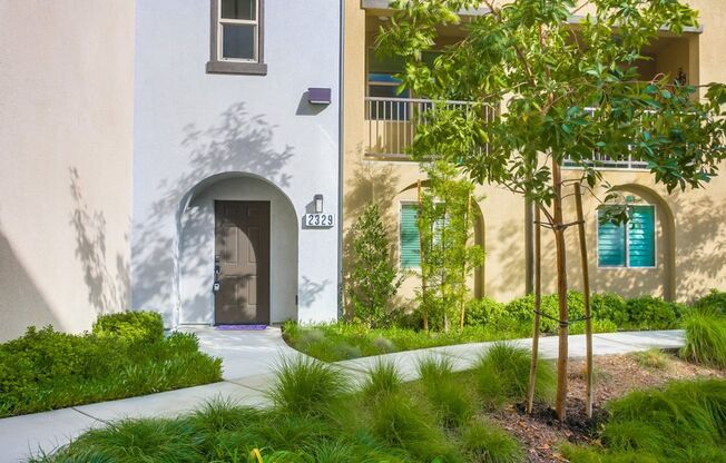 Beautiful 4 Bedroom Townhome! Built in 2020 and just 8 miles from the Beach!