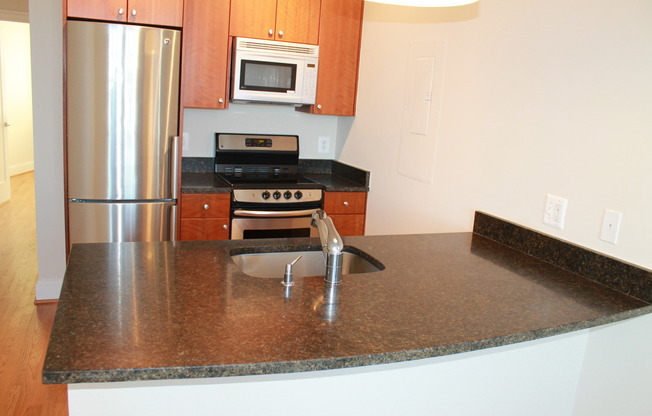 1 bed, 1 bath, 550 sqft, $2,550, Unit 304