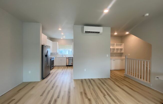 Brand New Flexible Live/Work Townhouse 3 Bed 3.5 Bath in Alana at Hoopili!