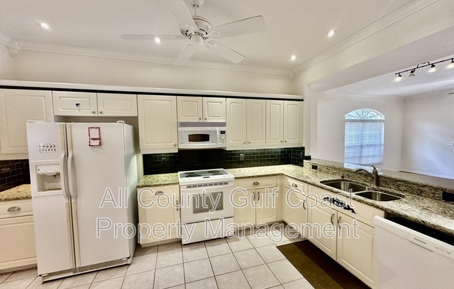 401 GONDOLA PARK DR