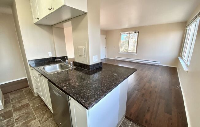 2 beds, 1 bath, 785 sqft, $2,200, Unit 501