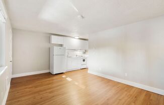 1 bed, 1 bath, 475 sqft, $1,225, Unit 17