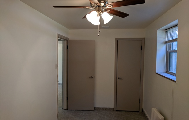 2 beds, 1 bath, $1,775, Unit 111C
