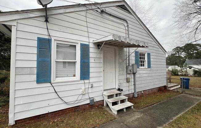 3 beds, 1 bath, $1,350