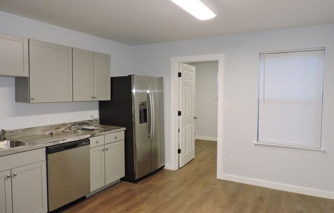 2 beds, 1 bath, $1,250, Unit UNIT A