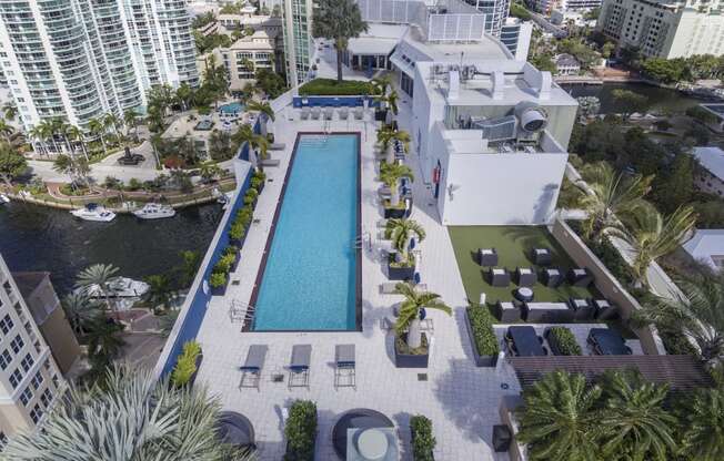 High Rise luxury rental apartments overlooking the New River in Fort Lauderdale, Florida near Las Olas Blvd.