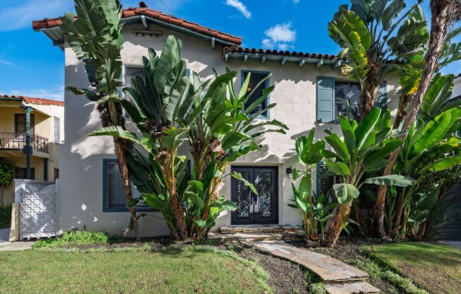 152 North Arnaz Drive, LLC