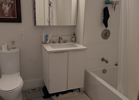 1 bed, 1 bath, 665 sqft, $2,700, Unit PH6