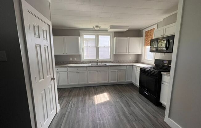 3 bedroom 1/5 Bath in Davenport