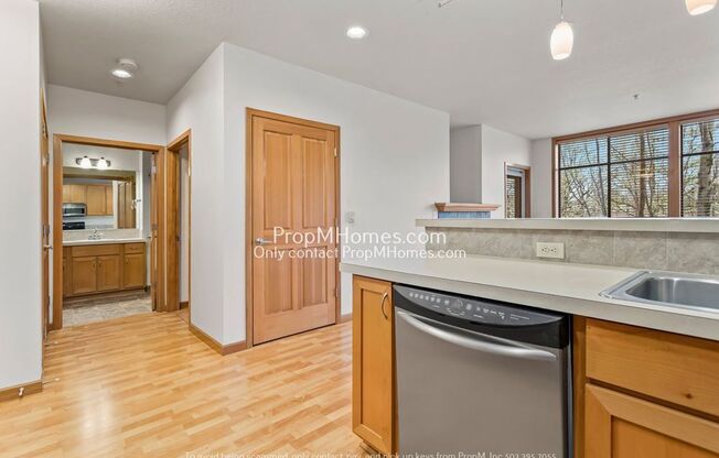 Beranger Commons - The Pearl of Gresham! Spacious One Bedroom Unit