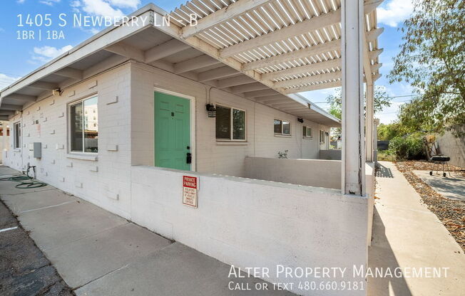 1405 S NEWBERRY LN