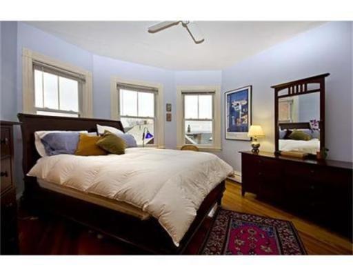 18 SUNSET ST