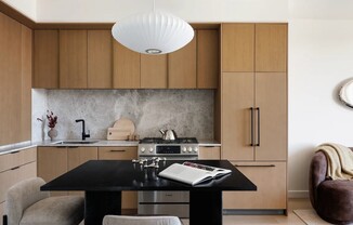 653 Raul Vasquez Jr. Pl.