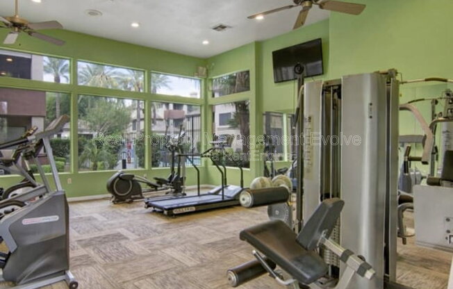 2 beds, 2 baths, 989 sqft, $1,395, Unit Unit 2089