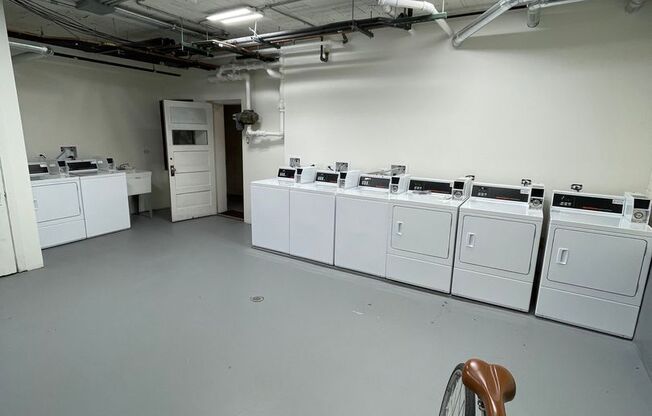 Studio, 1 bath, 450 sqft, $1,495, Unit 002