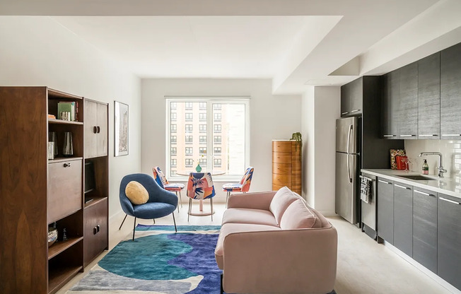 Studio, 1 bath, $2,742, Unit 718