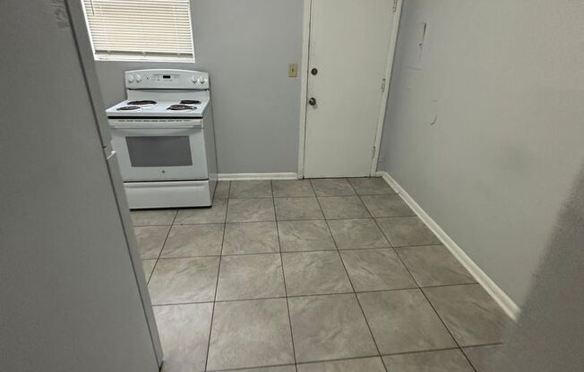 2031 W 9th St.