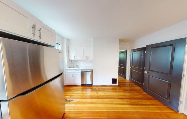 1 bed, 1 bath, $2,295, Unit 158-1