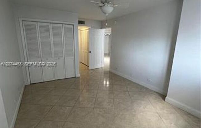 6039 Collins Ave cu-423, Miami Beach, FL 33140