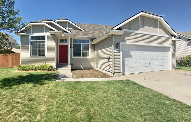 2523, 2559 W Apperson Dr